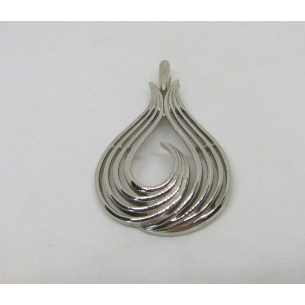 Vtg Crown Trifari Silver Tone Onion Swirl Teardrop Pendant Necklace Modernist